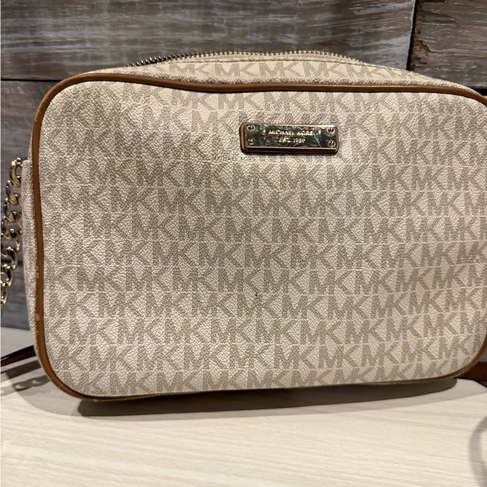 Michael Kors Beige Logo Crossbody with Brown Trim and Gold Hardware - Picture 2 of 8